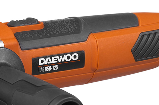 Кнопка фиксации шпинделя